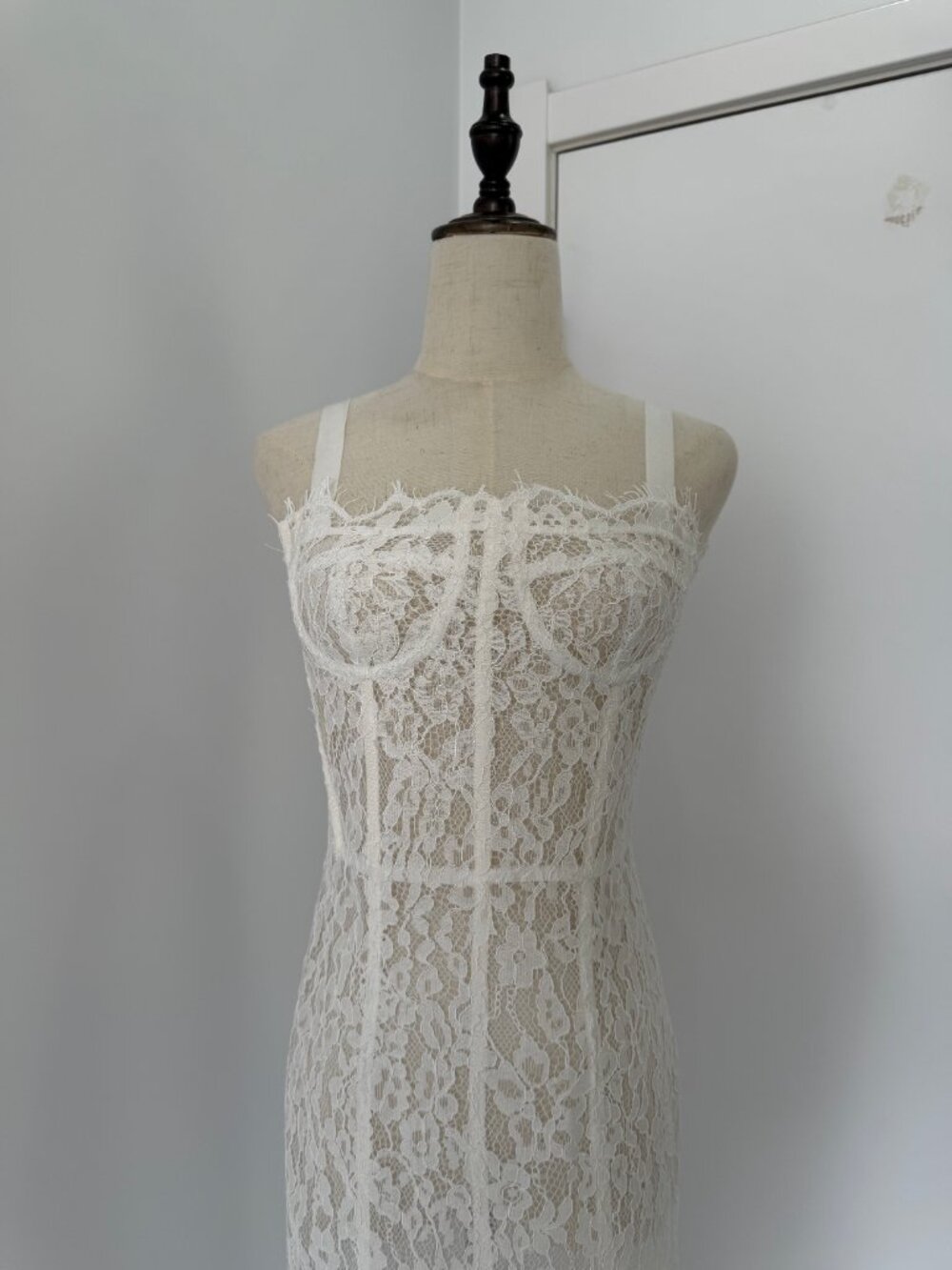 Women’s White Lace Midi Dress - Elegant Strappy Lace Midi - Picture 5 of 10
